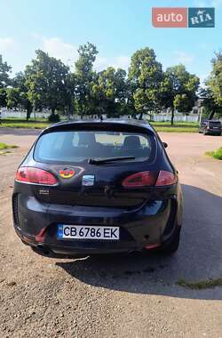 Хэтчбек SEAT Leon 2005 в 