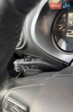 Хэтчбек SEAT Leon 2011 в 