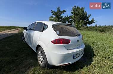 Хетчбек SEAT Leon 2010 в 