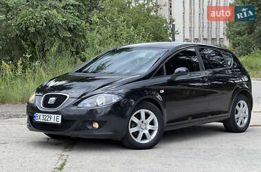 Хэтчбек SEAT Leon 2007 в Нетешине