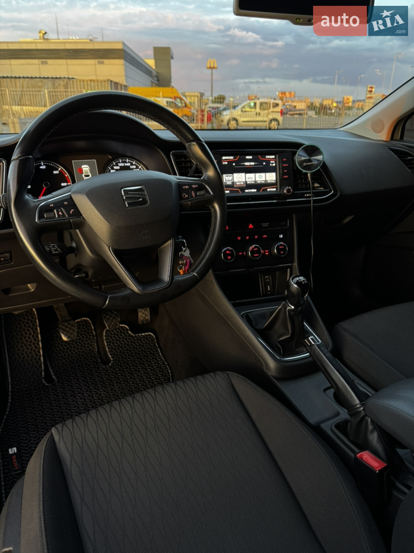 2015 SEAT Leon - мініатюра 17