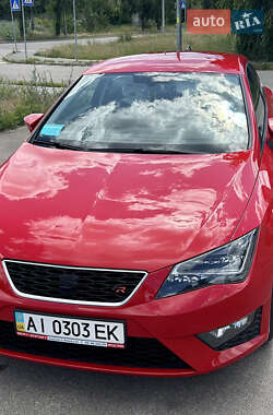 Хэтчбек SEAT Leon 2013 в 