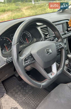Хэтчбек SEAT Leon 2013 в 