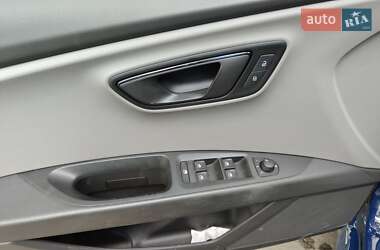Хэтчбек SEAT Leon 2019 в 