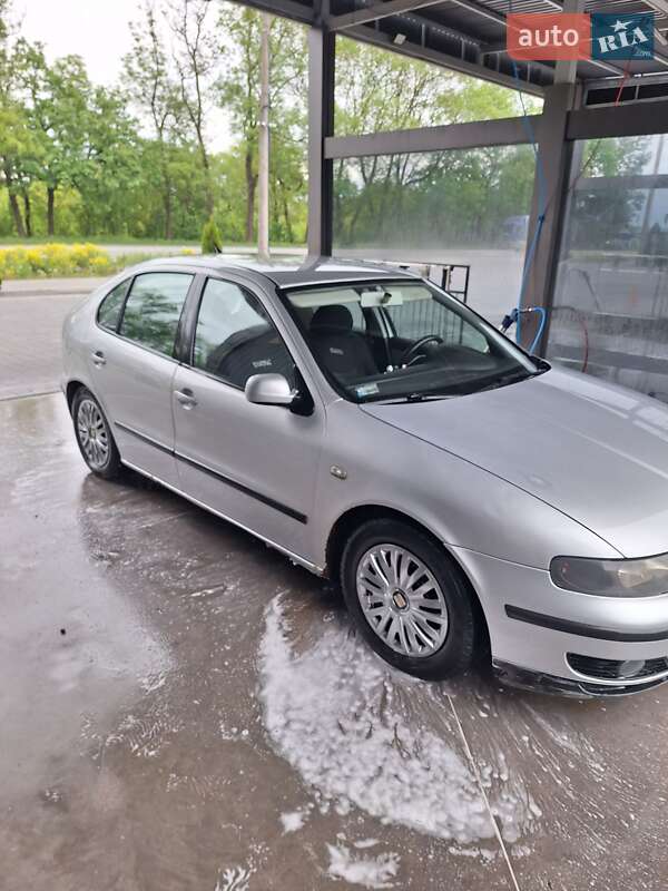 Хэтчбек SEAT Leon 2000 в Тысменице фото 19 Хэтчбек SEAT Leon 2000 в Тысменице