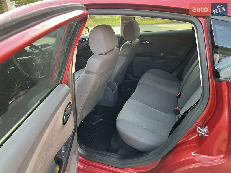 Хэтчбек SEAT Leon 2006 в Броварах