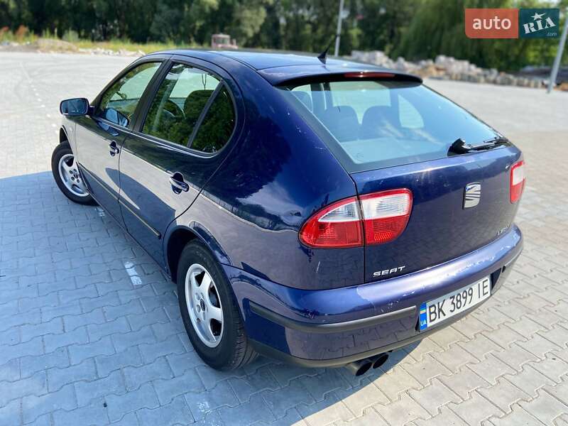 Хэтчбек SEAT Leon 2001 в Здолбунове