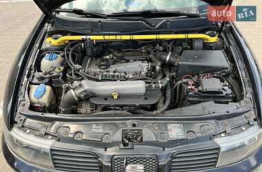 Хэтчбек SEAT Leon 2005 в 