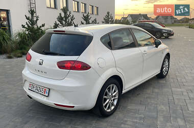 Хэтчбек SEAT Leon 2009 в 