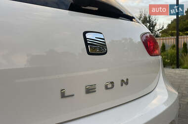 Хэтчбек SEAT Leon 2009 в 