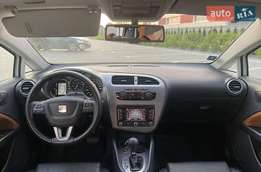 Хэтчбек SEAT Leon 2009 в 