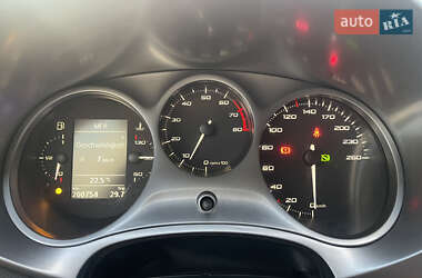 Хэтчбек SEAT Leon 2009 в 