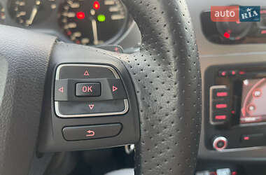 Хэтчбек SEAT Leon 2009 в 
