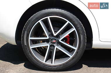 Хэтчбек SEAT Leon 2010 в 