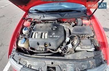 Хэтчбек SEAT Leon 2003 в 