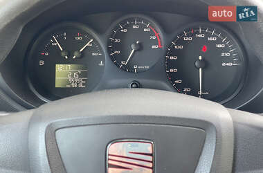 Хетчбек SEAT Leon 2011 в 