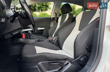 Хэтчбек SEAT Leon 2010 в 