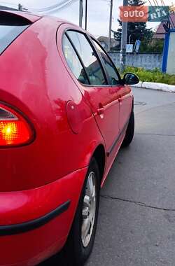 Хэтчбек SEAT Leon 2005 в 