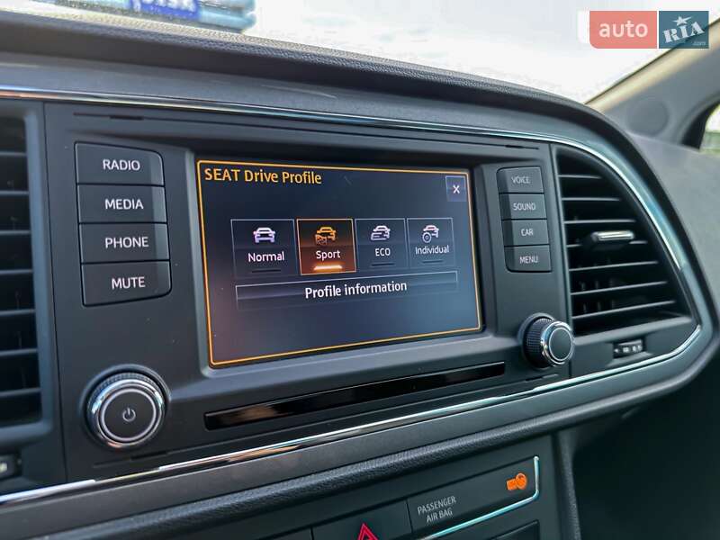 Хэтчбек SEAT Leon 2014 в Киеве