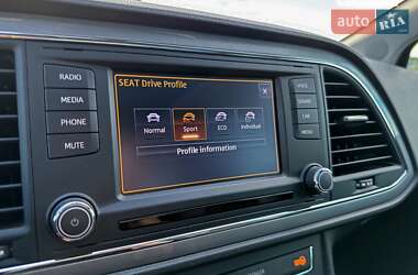 Хэтчбек SEAT Leon 2014 в 