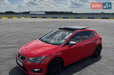 Хэтчбек SEAT Leon 2013 в Киеве