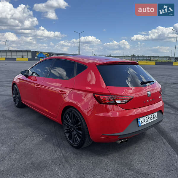 Хэтчбек SEAT Leon 2013 в Киеве