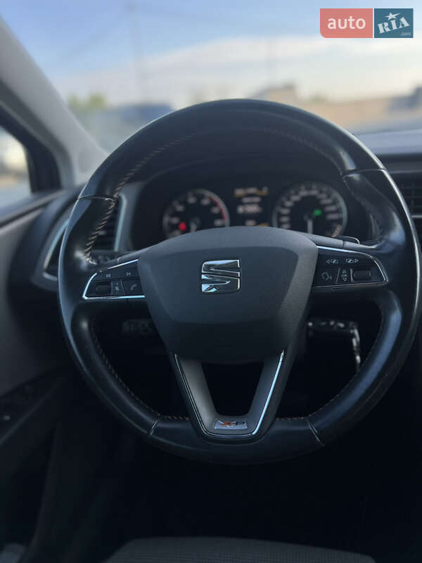 Универсал SEAT Leon 2015 в Киеве