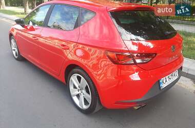 Хэтчбек SEAT Leon 2013 в 