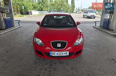 Хэтчбек SEAT Leon 2005 в 