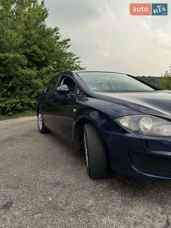 Хетчбек SEAT Leon 2009 в Бердичеві