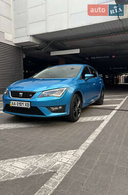 Хэтчбек SEAT Leon 2016 в Киеве