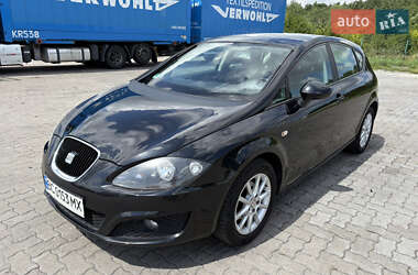 Хэтчбек SEAT Leon 2011 в Рава-Русской
