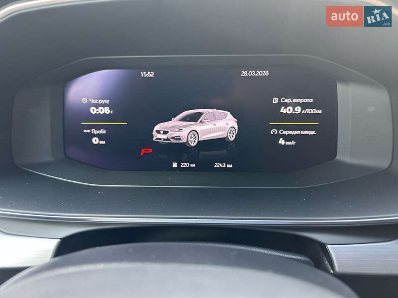 Хэтчбек SEAT Leon 2025 в Киеве