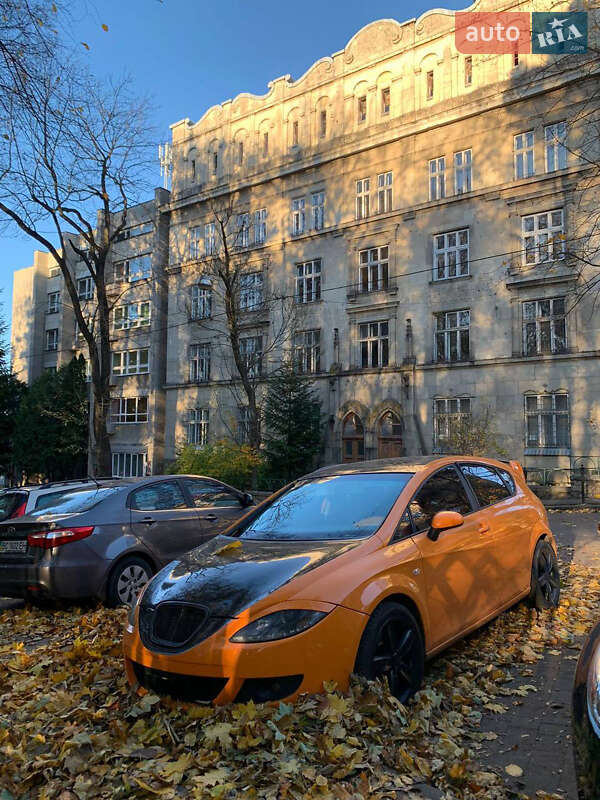 Хэтчбек SEAT Leon 2007 в Сумах