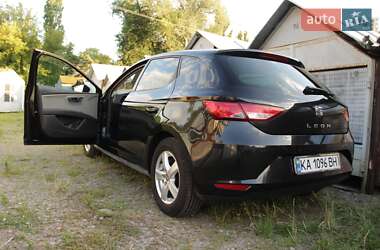 Хэтчбек SEAT Leon 2013 в 