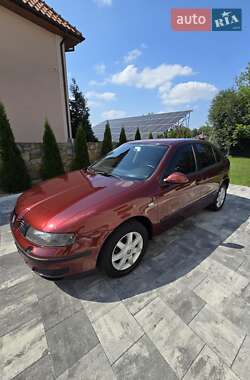 Хэтчбек SEAT Leon 2003 в 