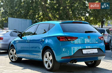 Хэтчбек SEAT Leon 2014 в 