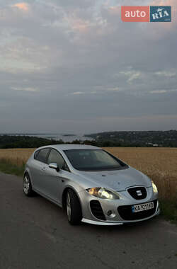 Хэтчбек SEAT Leon 2008 в 