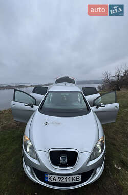 Хэтчбек SEAT Leon 2008 в 