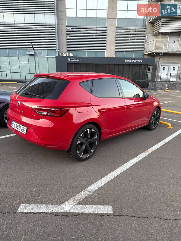 Хетчбек SEAT Leon 2013 в Києві