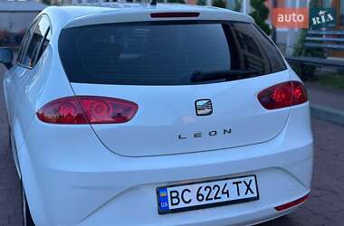 Хэтчбек SEAT Leon 2011 в 