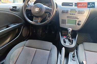 Хэтчбек SEAT Leon 2008 в 