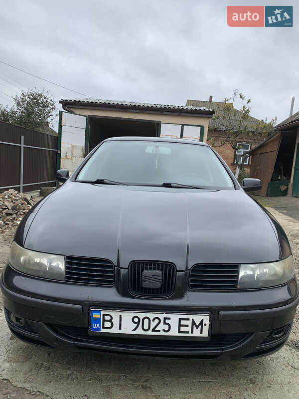Хэтчбек SEAT Leon 2002 в 