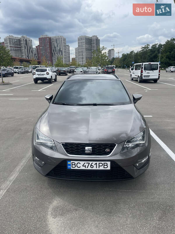 Универсал SEAT Leon 2013 в Киеве