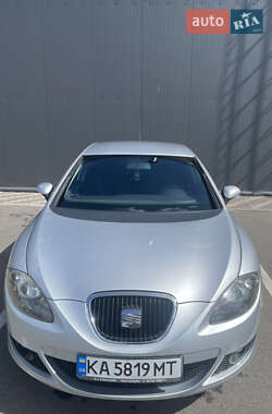 Хэтчбек SEAT Leon 2007 в Киеве