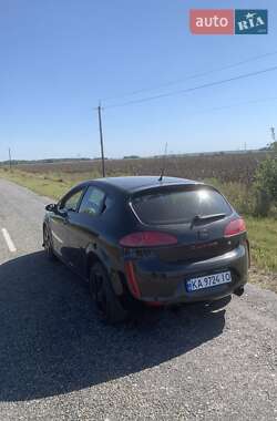 Хэтчбек SEAT Leon 2006 в 