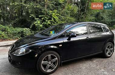 Хэтчбек SEAT Leon 2006 в 
