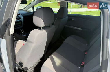 Хэтчбек SEAT Leon 2010 в 