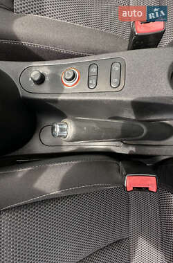 Хэтчбек SEAT Leon 2009 в 