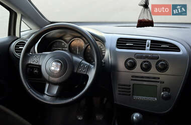 Хэтчбек SEAT Leon 2007 в 